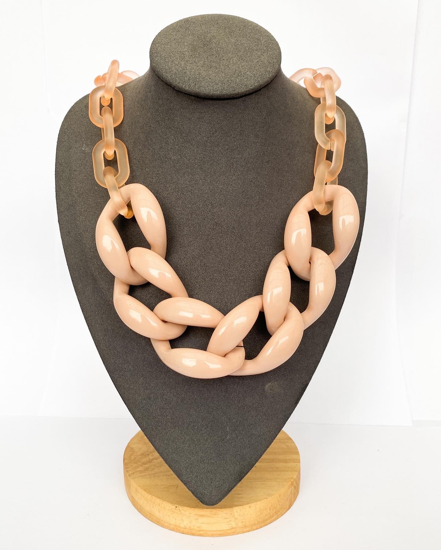 Infinite Colors Necklace - Nude