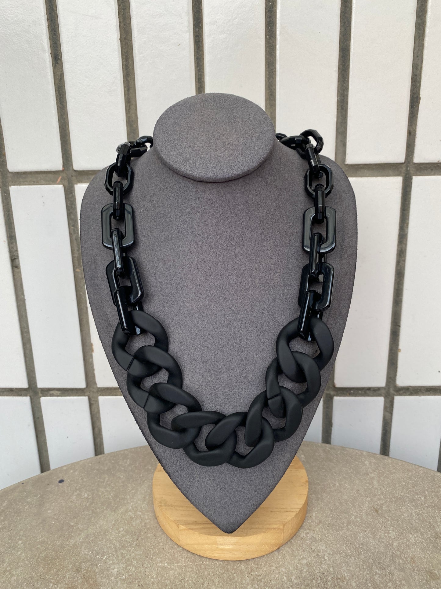 Infinite Colors Black Matte Necklace | cukimber designs
