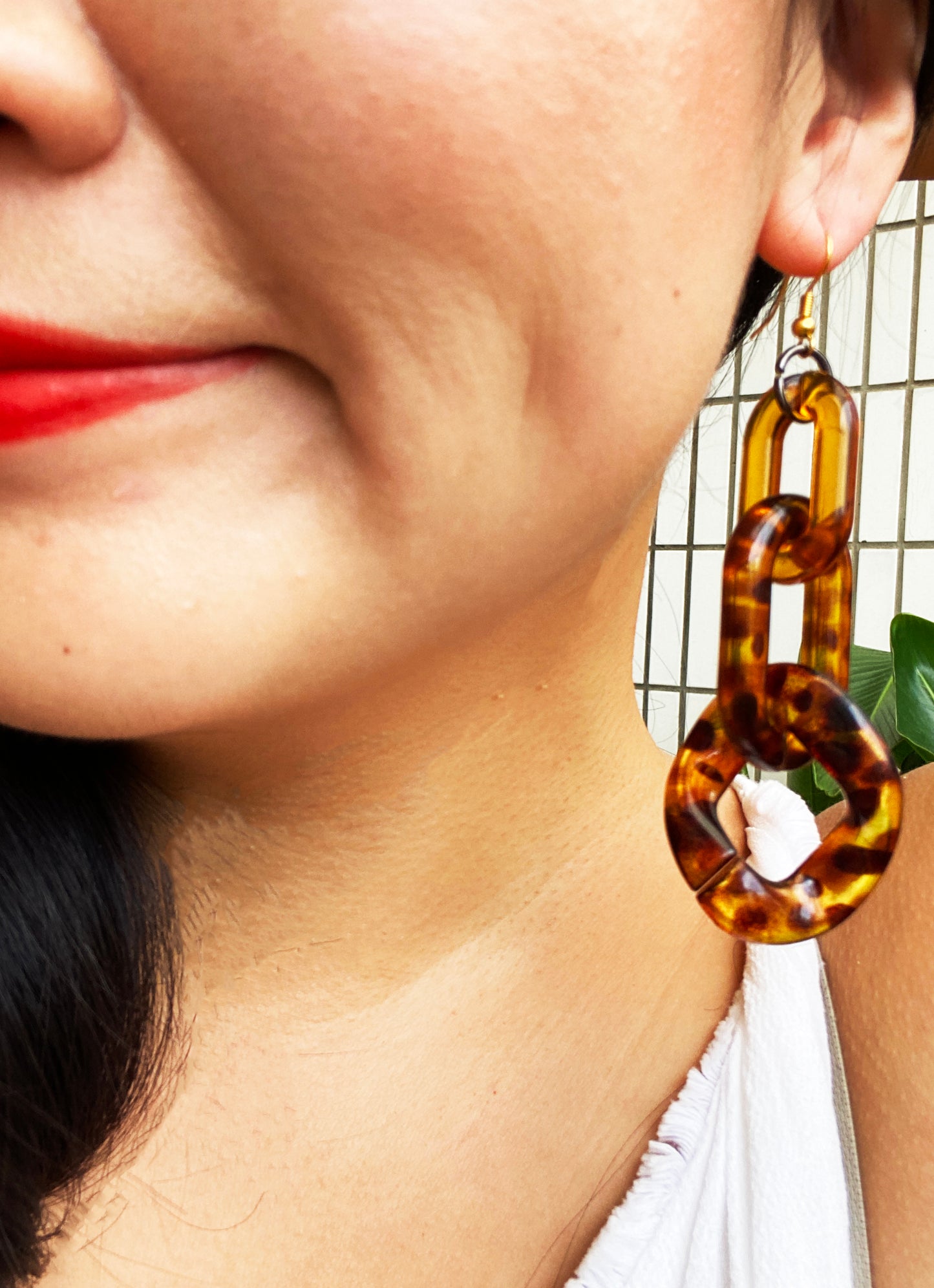 Infinite Colors Brown Tortoise Shell Triple Chain Earrings | cukimber designs