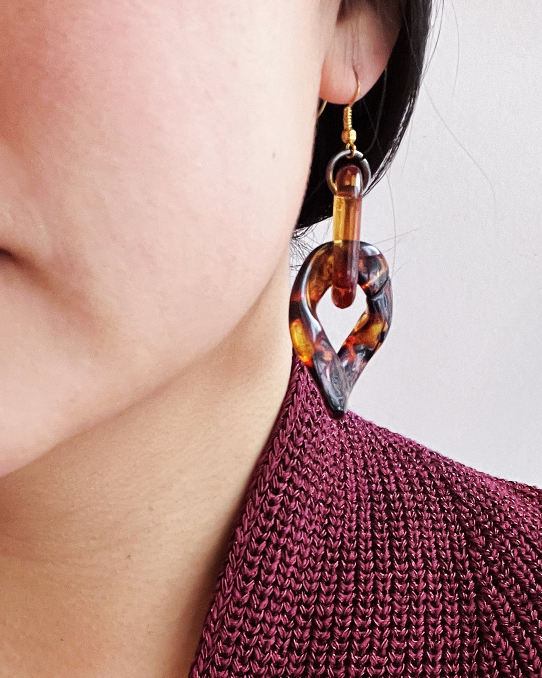 Infinite Colors Brown Tortoise Chain Earrings | cukimber designs