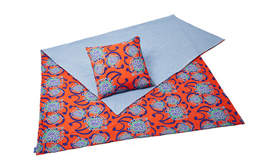 Red Alien Flowers Pillows | cukimber designs