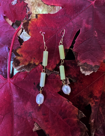 Semifine White Pearl Lemon Jade Earrings | cukimber designs