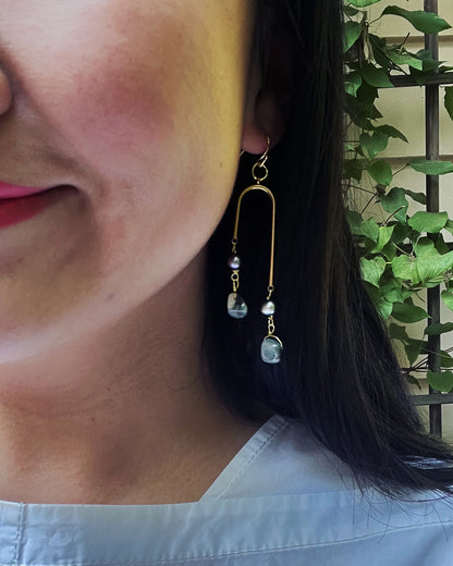 Semifine Freshwater Black Pearl Stone Earrings | cukimber designs