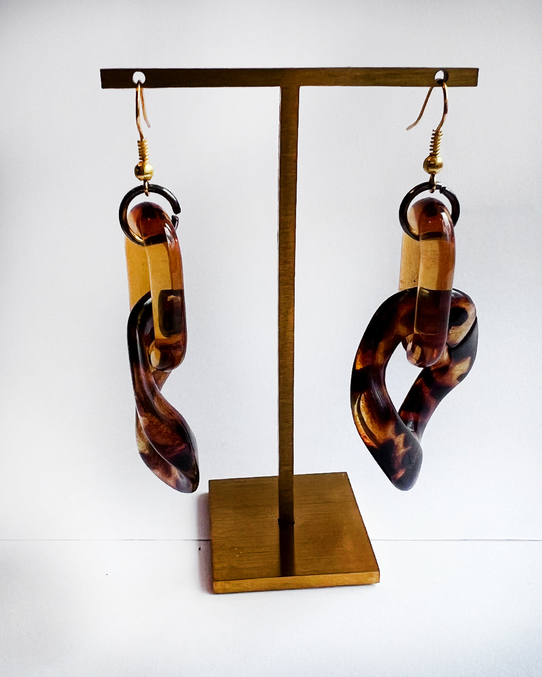 Infinite Colors Brown Tortoise Chain Earrings | cukimber designs