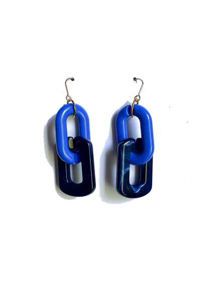 Infinite Colors Navy Blue Chain Earrings | cukimber designs