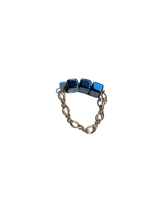 Semifine Hematite Chain Ring | cukimber designs
